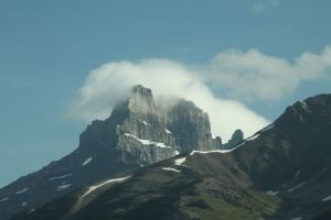 Early morning drive between Lake Louise and the Columbia Icefields
