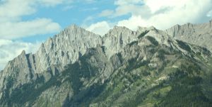 Early morning drive between Lake Louise and the Columbia Icefields